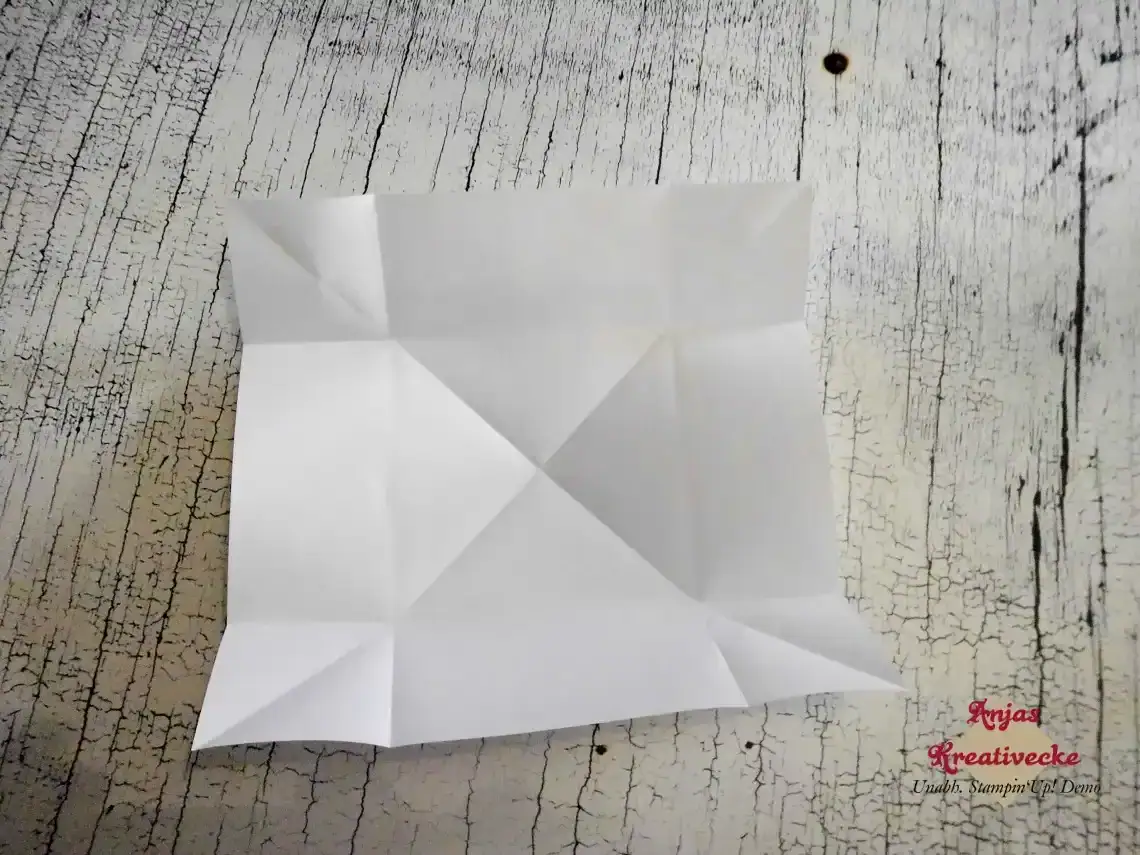 Anleitung Explosionskarte Blatt Ecken gefaltet