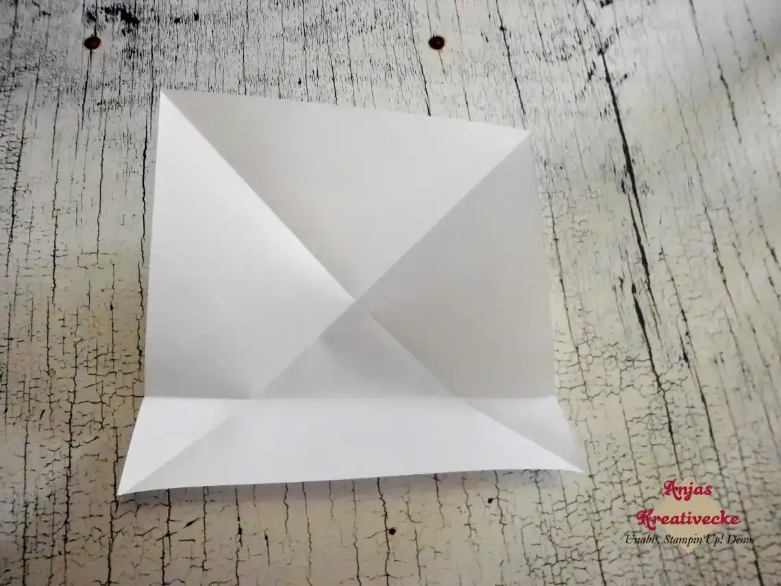 Anleitung Explosionskarte Blatt laengs gefaltet