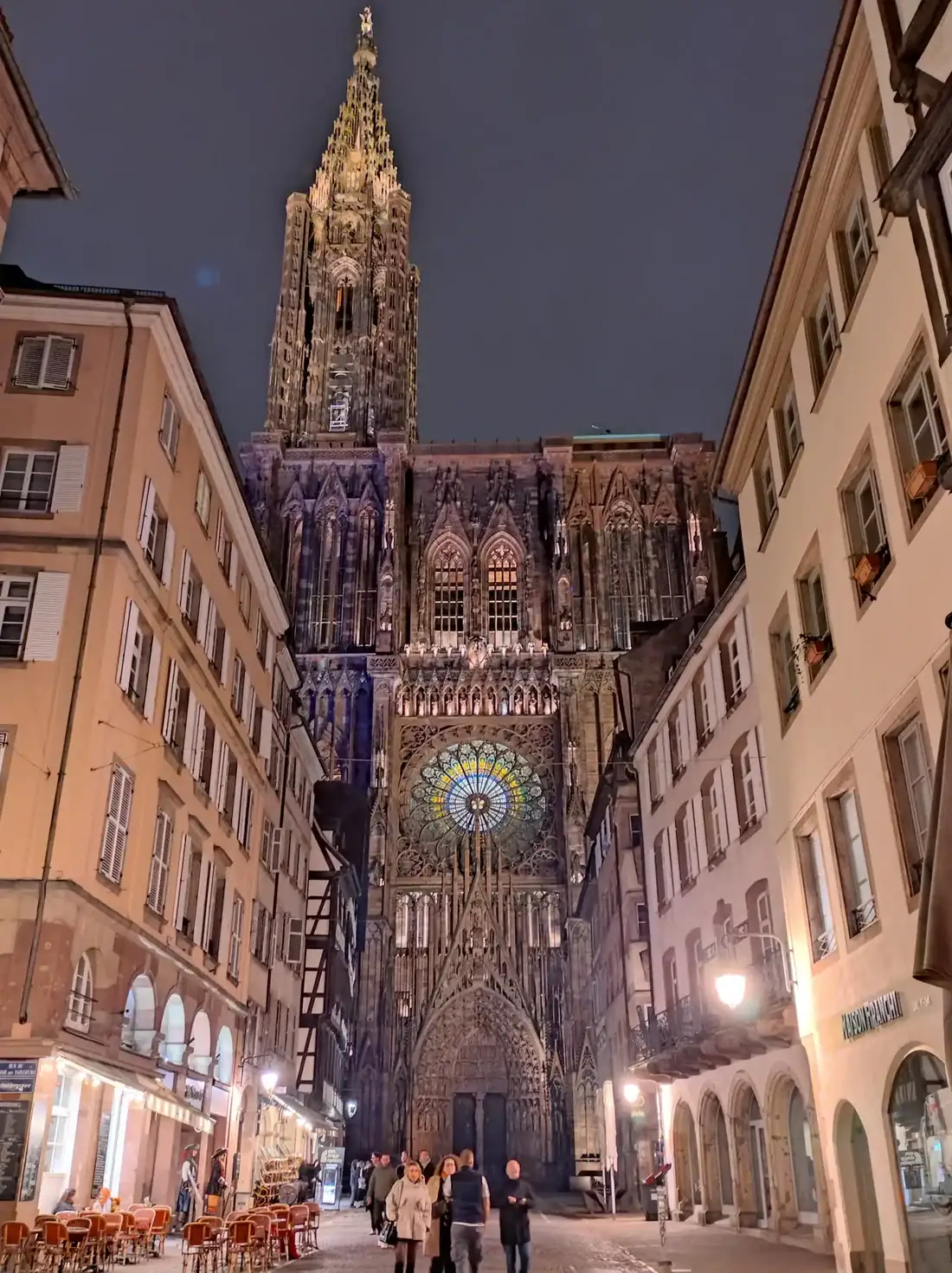 OnStage 2025 in Straßburg Domansicht am Abend